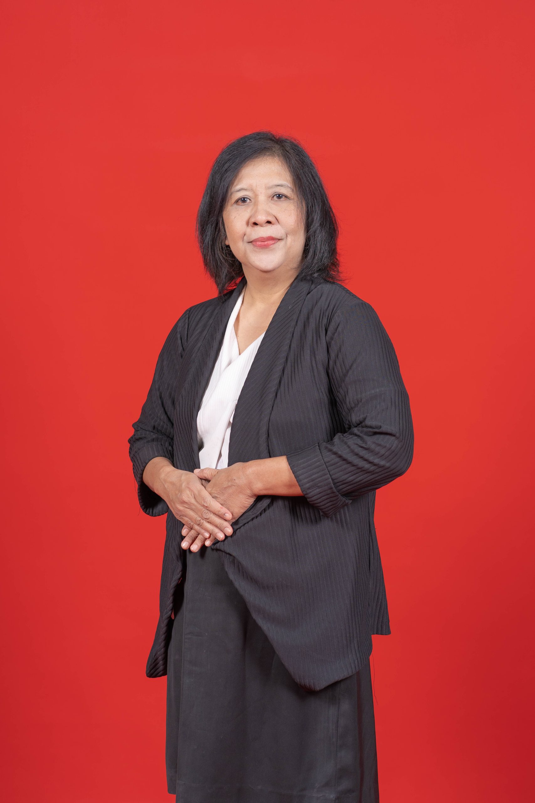 10 Dra. Yayuk Handayani