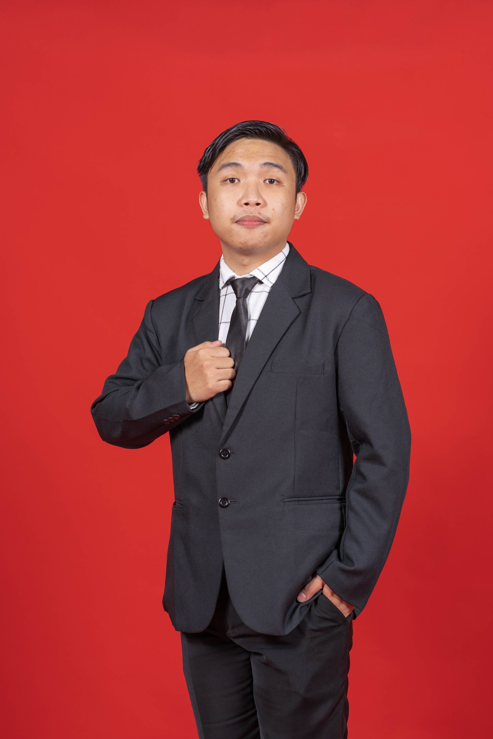 31 Waraney Alfonsus Matthew Punuh, S.Si. Teol., M.M.