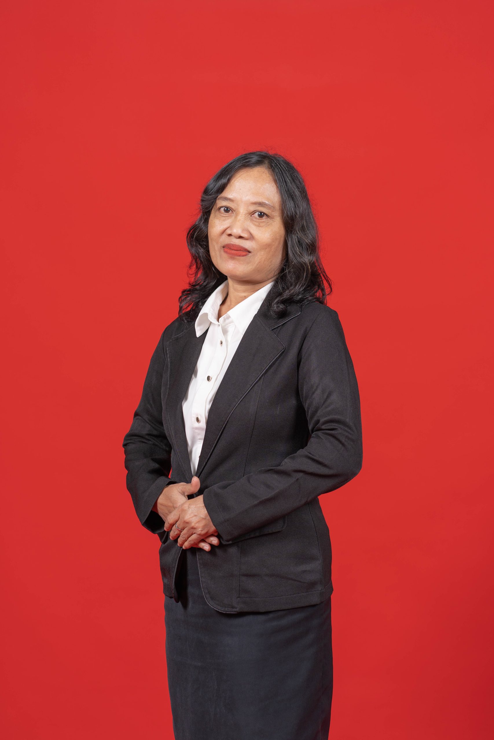 37. Yuli Dwi Wahyuni, A.Ma.Pust